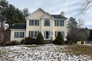 10 Checkerberry Ln, Londonderry, NH 03053 - Photo 1