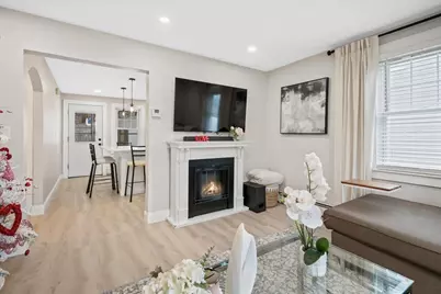 11 Lincoln Street, Manchester, NH 03103 - Photo 4