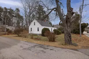 175 Wentworth Rd, New Castle, NH 03854 - Photo 34