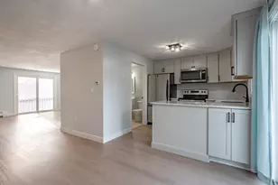 36 Profile Cir, Nashua, NH 03063 - Photo 4