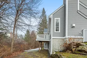 605 Straw Hill Rd, Manchester, NH 03104 - Photo 36