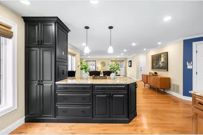 605 Straw Hill Road, Manchester, NH 03104 - Photo 6