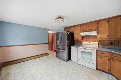 275 Main Street, Plaistow, NH 03865 - Photo 12