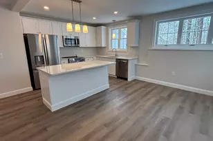 19 Woodmans Ln, Peterborough, NH 03458 - Photo 2