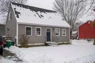 7 Kim Ln, Rochester, NH 03867 - Photo 2