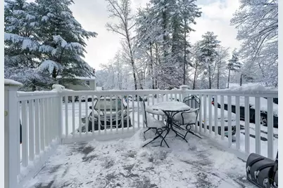 22 Olde Country Village Road, Londonderry, NH 03053 - Photo 4