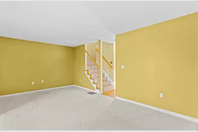 7 Suffolk Court, Bedford, NH 03110 - Photo 16