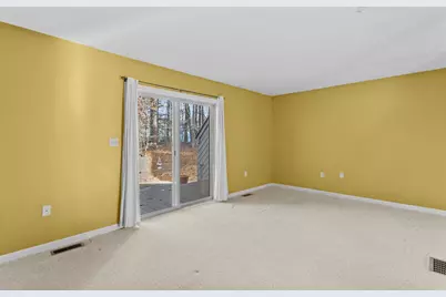 7 Suffolk Court, Bedford, NH 03110 - Photo 14