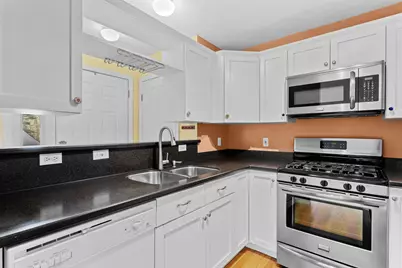 7 Suffolk Court, Bedford, NH 03110 - Photo 6