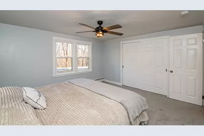 121 Hampstead Road, Sandown, NH 03873 - Photo 20