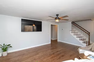 121 Hampstead Rd, Sandown, NH 03873 - Photo 16