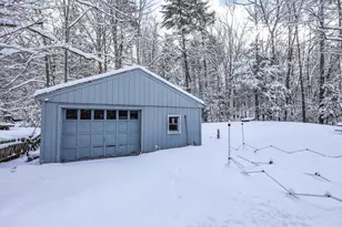 129 Mountain Base Rd, Goffstown, NH 03045 - Photo 6