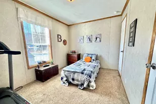 62 Mobile Dr, Hudson, NH 03051 - Photo 20