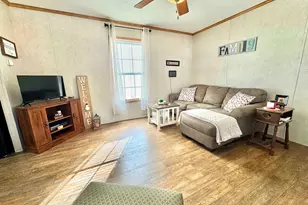 62 Mobile Dr, Hudson, NH 03051 - Photo 10