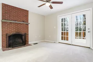 35 Peterson Cir, Concord, NH 03303 - Photo 14