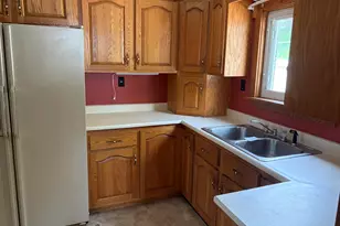 39 Abenaki Ln, Berlin, NH 03570 - Photo 8