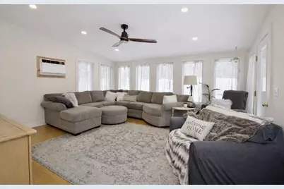 70 Hillside Drive, Henniker, NH 03242 - Photo 10