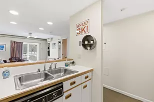 48 Cooper Memorial Dr, Lincoln, NH 03251 - Photo 18