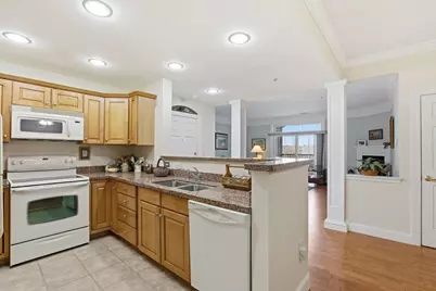 5 Sally Sweets Way #128, Salem, NH 03079 - Photo 8