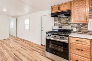 16 Polly Ann Mhp Park, Dover, NH 03820 - Photo 4