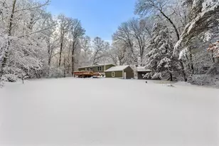 18 Meadow Dr, Hudson, NH 03051 - Photo 38