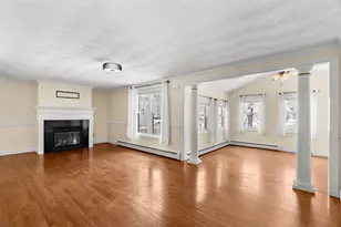 18 Meadow Dr, Hudson, NH 03051 - Photo 10