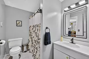 47 Oakridge Dr, Londonderry, NH 03053 - Photo 34