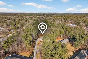 47 Oakridge Dr, Londonderry, NH 03053 - Photo 8