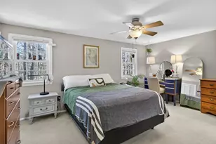 47 Oakridge Dr, Londonderry, NH 03053 - Photo 30