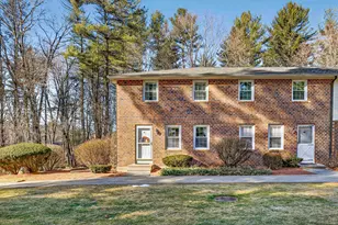 47 Oakridge Dr, Londonderry, NH 03053 - Photo 2