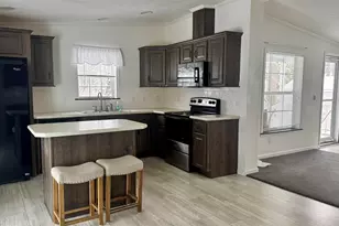 14 Cheryl Dr, Concord, NH 03303 - Photo 4