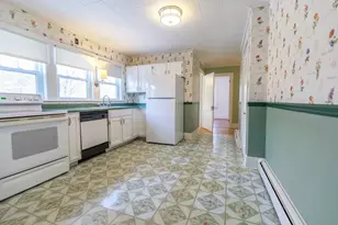 470 Court St, Keene, NH 03431 - Photo 4