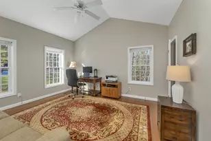 71 Greenmeadow Ln, Bedford, NH 03110 - Photo 26