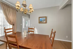 71 Greenmeadow Ln, Bedford, NH 03110 - Photo 16