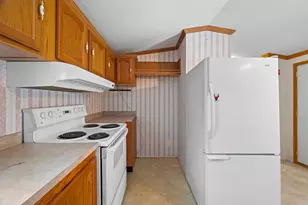 26 Amherst Rd, Newmarket, NH 03857 - Photo 8