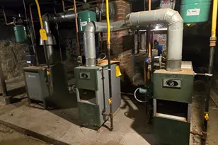 452 Manchester St, Manchester, NH 03103 - Photo 22