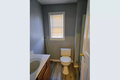 452 Manchester Street, Manchester, NH 03103 - Photo 10