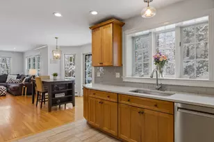 1 Pheasant Ln, Portsmouth, NH 03801 - Photo 10