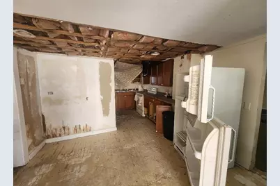 4 Freedom Street, Claremont, NH 03743 - Photo 8