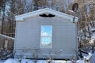 15 Trail St, Franklin, NH 03235 - Photo 2