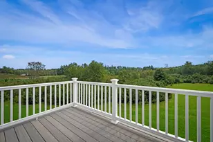 21 Crestview Wy, Raymond, NH 03077 - Photo 12