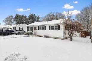 163 Tolles St, Nashua, NH 03064 - Photo 2