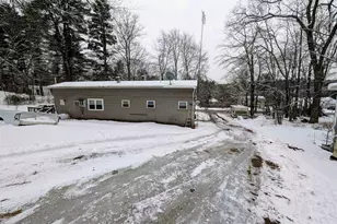 59 Estes Rd, Rochester, NH 03839 - Photo 6