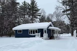 9 Wood St, Berlin, NH 03570 - Photo 2