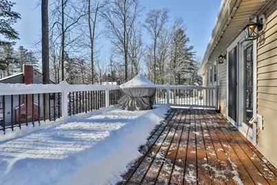 26 Sunapee Street, Nashua, NH 03063 - Photo 8