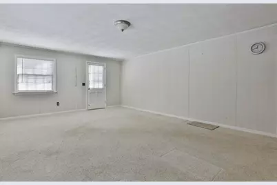 8 Prince Drive, Hudson, NH 03051 - Photo 12