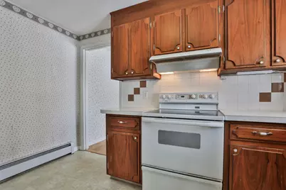 8 Prince Drive, Hudson, NH 03051 - Photo 10