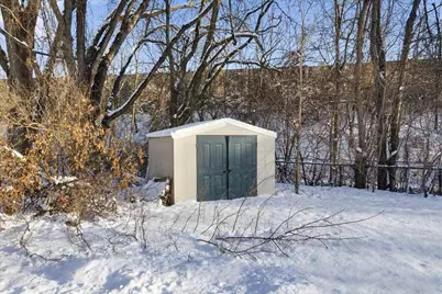 141 Bow Street, Manchester, NH 03103 - Photo 44