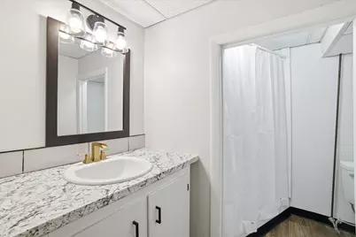 141 Bow Street, Manchester, NH 03103 - Photo 38