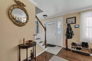 9 Barkland Dr, Derry, NH 03038 - Photo 4